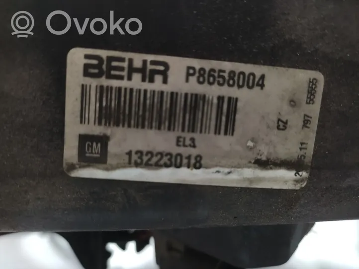 Opel Insignia A Elektryczny wentylator chłodnicy 132233018