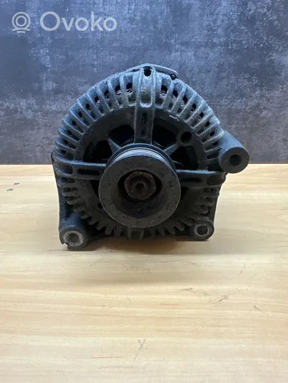 BMW 5 E60 E61 Generatore/alternatore 7789981