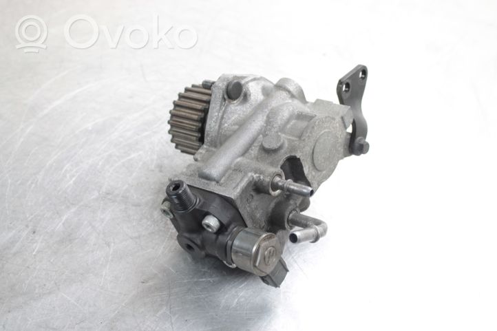 Volvo S90, V90 Polttoaineen ruiskutuksen suurpainepumppu 31452143