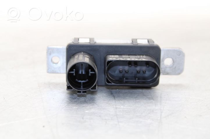 Volvo XC40 Glow plug pre-heat relay 31459300