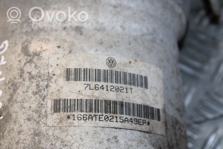 Volkswagen Touareg I Przedni amortyzator zawieszenia pneumatycznego 7L6412021T