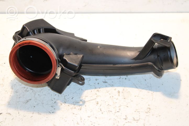 Volvo V60 Turbo air intake inlet pipe/hose 31293547