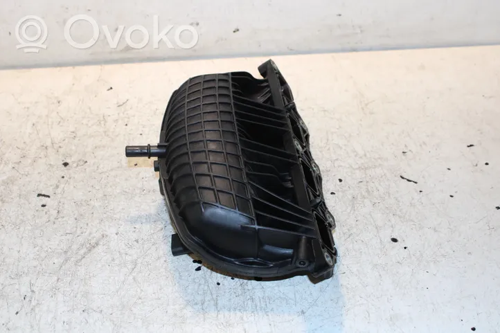 Volkswagen Tiguan Intake manifold 03C129711AE