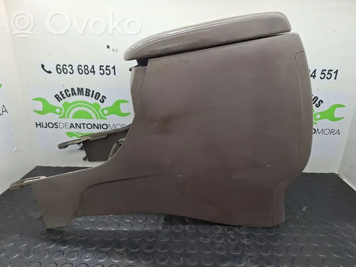 Toyota Land Cruiser (J120) Podłokietnik tunelu środkowego 58917600050