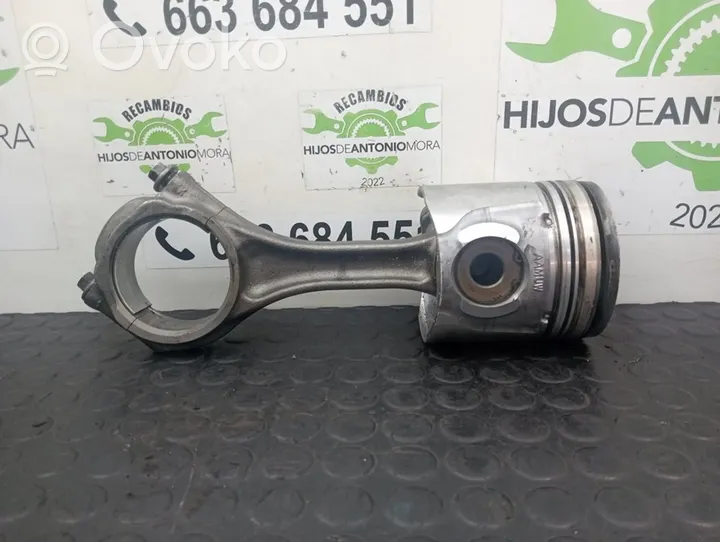 Iveco Daily 3rd gen Piston avec bielle 