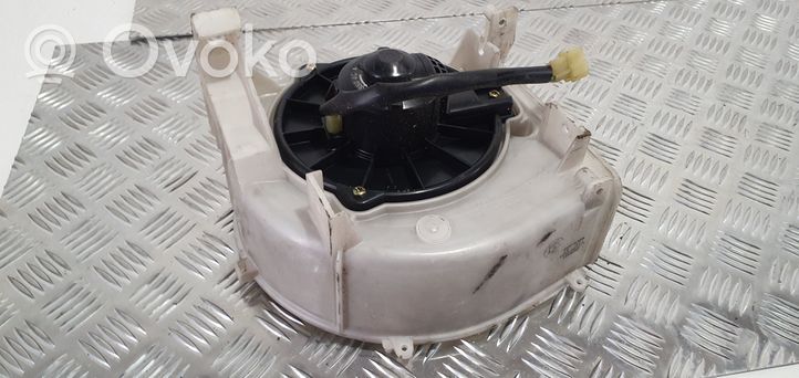 Suzuki Grand Vitara I Pečiuko ventiliatorius/ putikas 