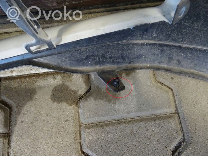 Toyota Previa (XR50) III Stoßstange Stoßfänger vorne 