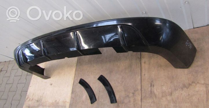 Skoda Fabia Mk2 (5J) Moulure inférieure de pare-chocs arrière 5j9807796a