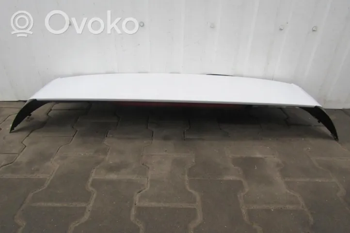 Volkswagen Golf VIII Spoiler del portellone posteriore/bagagliaio 5H6827933