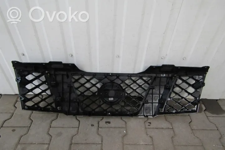 Nissan Pathfinder R51 Front grill 310eb400