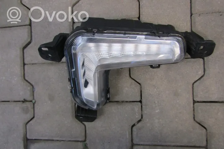 Maxus e-Deliver 3 Lampa przednia 