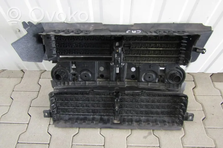 Ford Transit Radiatorių apdaila GV4B-8475-AC