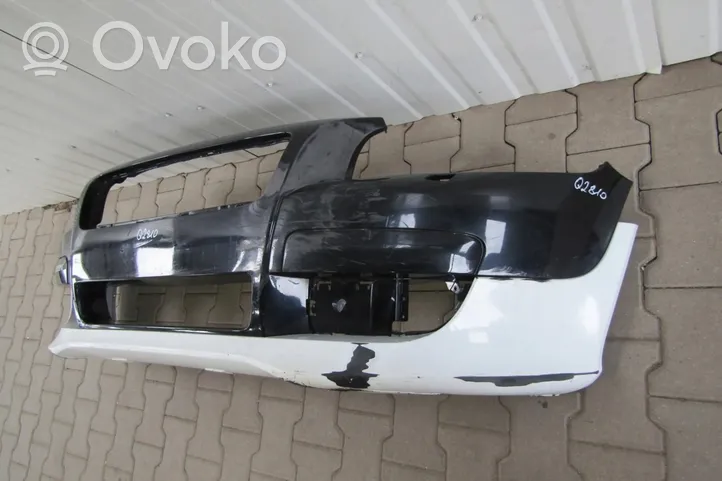 Volvo C30 Priekinis bamperis 30657188