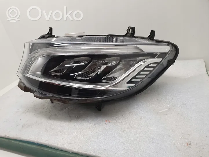 Mercedes-Benz Sprinter W907 W910 Lampa przednia 9109067100