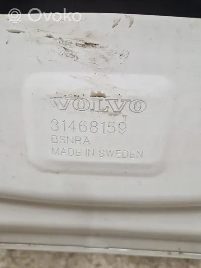 Volvo V60 Pokrywa przednia / Maska silnika 