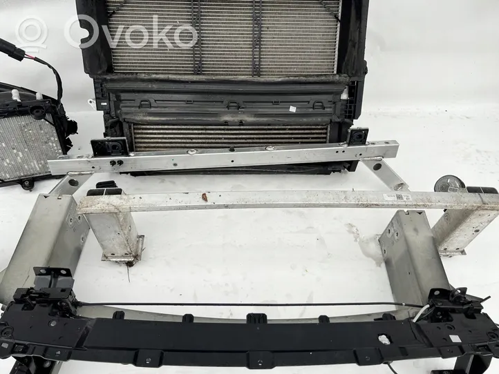 Volvo XC90 Support de radiateur sur cadre face avant 