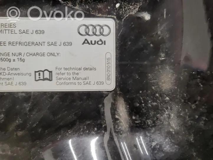 Audi A1 Pokrywa przednia / Maska silnika 
