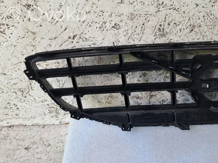 Volvo V40 Grille de calandre avant Volvo