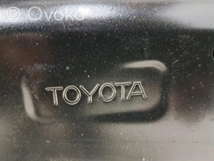 Toyota Yaris XP210 Couvercle, capot moteur 
