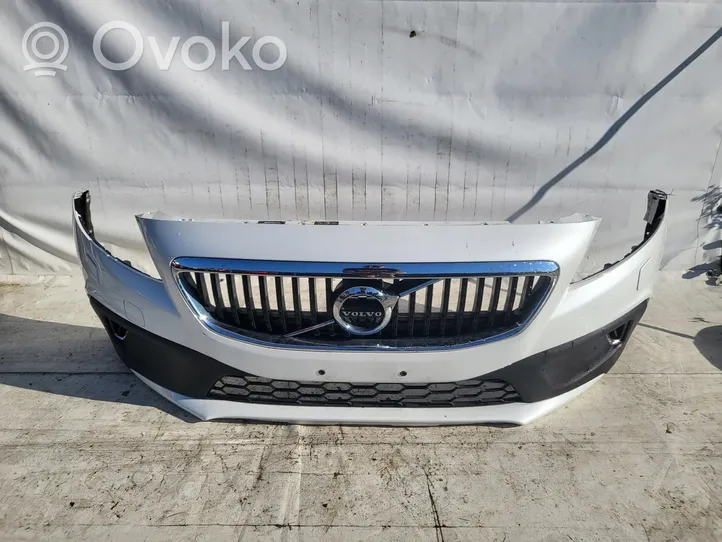 Volvo V40 Cross country Front bumper VOLVO