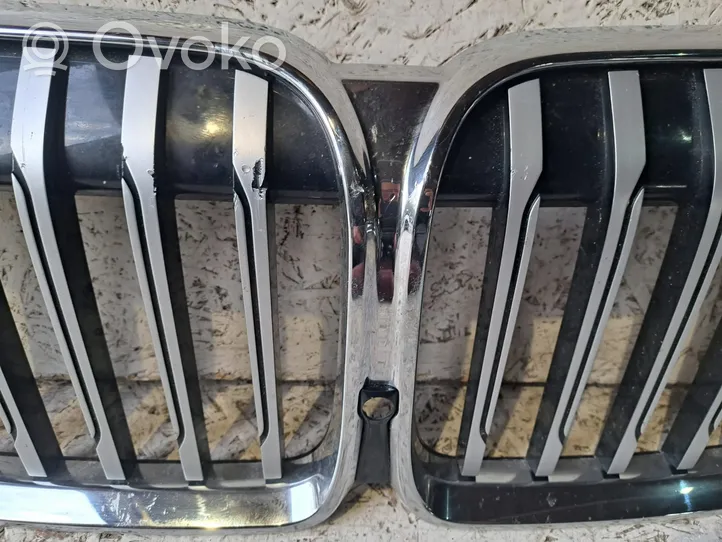 BMW 7 G11 G12 Maskownica / Grill / Atrapa górna chłodnicy BMW