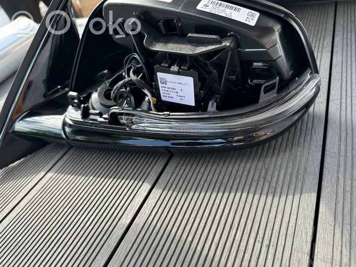 BMW X2 F39 Pagrieziena lukturis spogulī 9449427