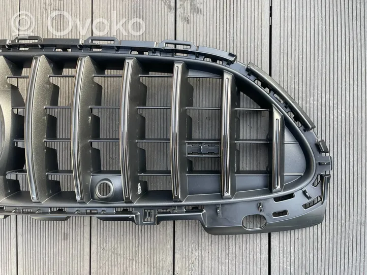 Mercedes-Benz C W206 Grille de calandre avant A2068883300