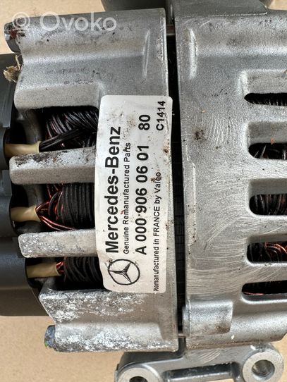 Mercedes-Benz C W204 Alternador A0009060601