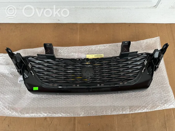 Seat Ibiza IV (6J,6P) Front bumper upper radiator grill 6JA853668