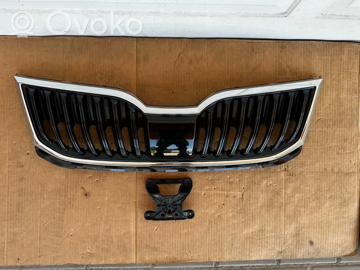 Skoda Octavia Mk3 (5E) Maskownica / Grill / Atrapa górna chłodnicy 5E0853553C