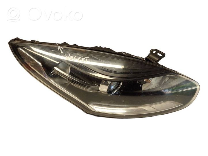 Renault Megane IV Headlight/headlamp 260103761R