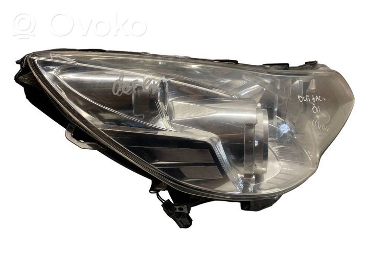 Subaru Outback Phare frontale 84001AJ110