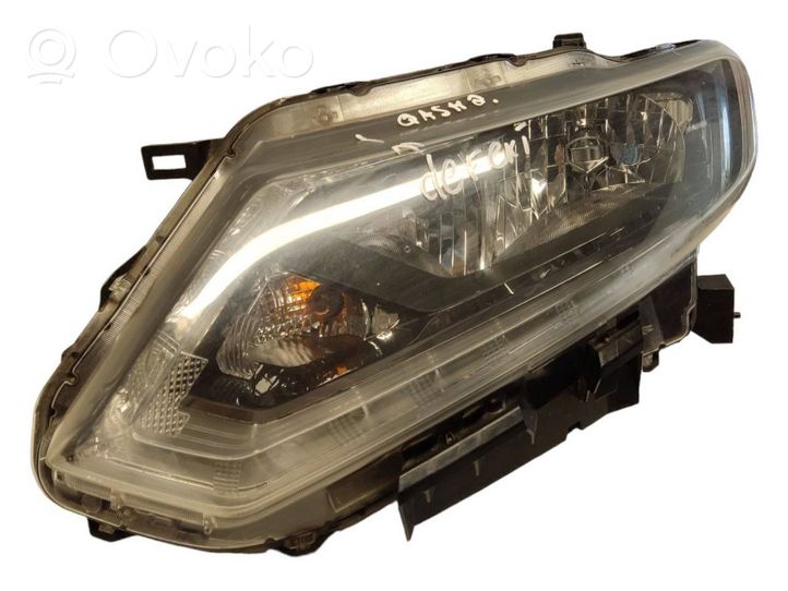 Nissan X-Trail T32 Lampa przednia 260604CC0C