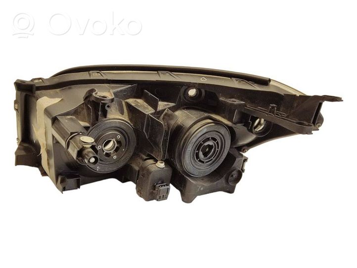 Toyota RAV 4 (XA40) Lampa przednia  8113042360 