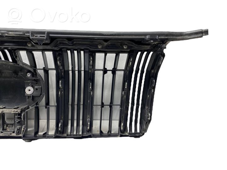 Toyota Land Cruiser (J150) Griglia anteriore 5311160B20