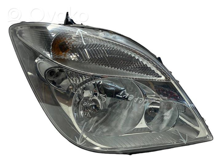 Mercedes-Benz Sprinter W906 Lampa przednia 24738200RE