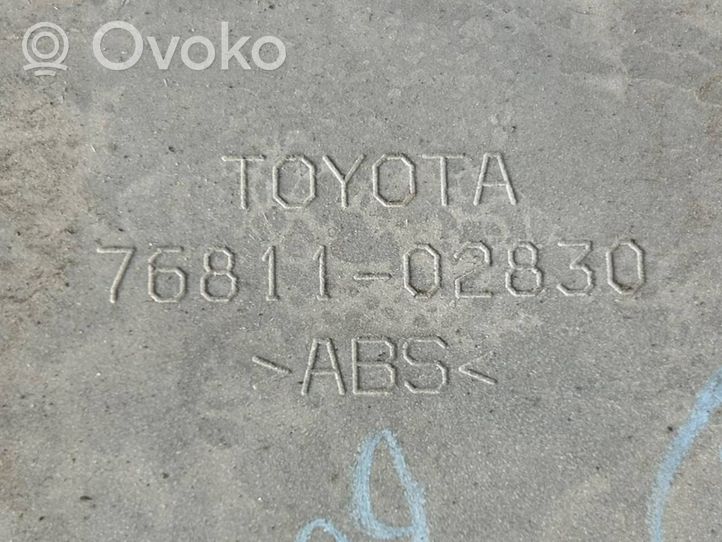 Toyota Auris E180 Poszycie / Tapicerka tylnej klapy bagażnika 76811-02830