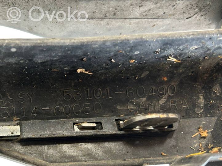 Toyota Land Cruiser (J200) Etupuskurin ylempi jäähdytinsäleikkö 5310160490