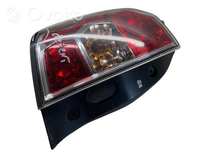 Subaru Forester SH Lampa tylna 22020048