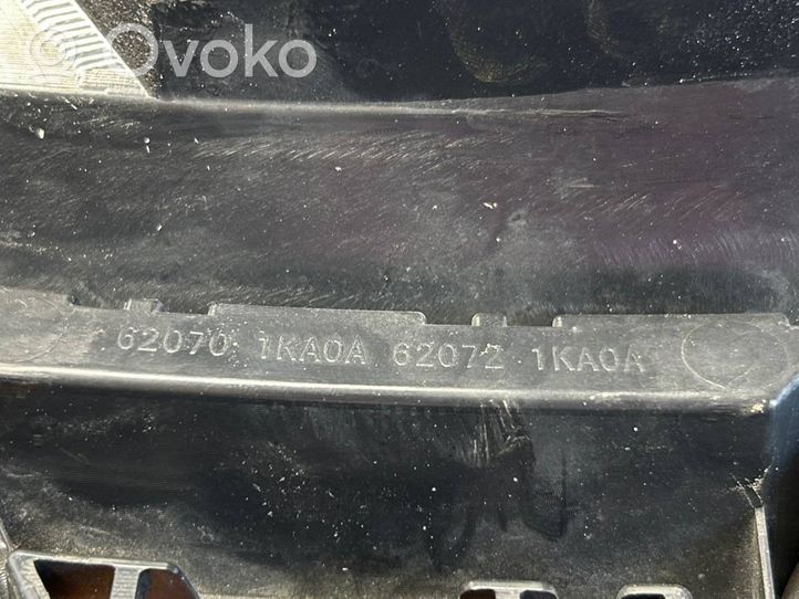 Nissan Juke I F15 Etusäleikkö 620721KA0A