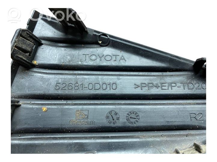 Toyota Yaris Takapuskurin koristemuotolista 526810D010
