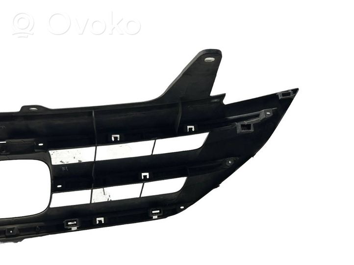 Honda CR-V Grille calandre supérieure de pare-chocs avant 71121