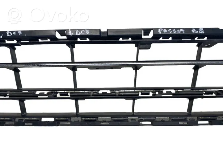 Volkswagen PASSAT B8 Front bumper lower grill 3G0853677A