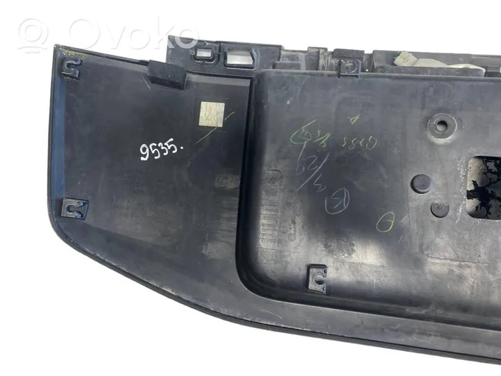 Toyota Land Cruiser (J150) Barra luminosa targa del portellone del bagagliaio 7681160250