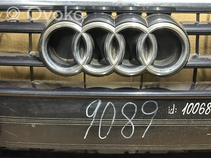 Audi A7 S7 4K8 Griglia superiore del radiatore paraurti anteriore 4K8853653