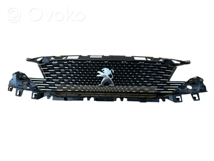 Peugeot 3008 II Grille calandre supérieure de pare-chocs avant 9836828477