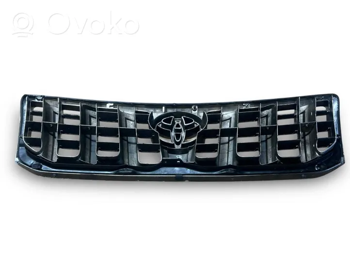 Toyota Land Cruiser (J120) Grotelės viršutinės 5311160490