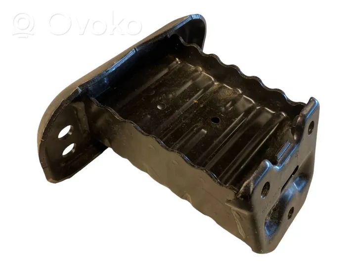 Toyota Yaris Smorzatore/ammortizzatore d’urto per paraurti anteriore 570140D010