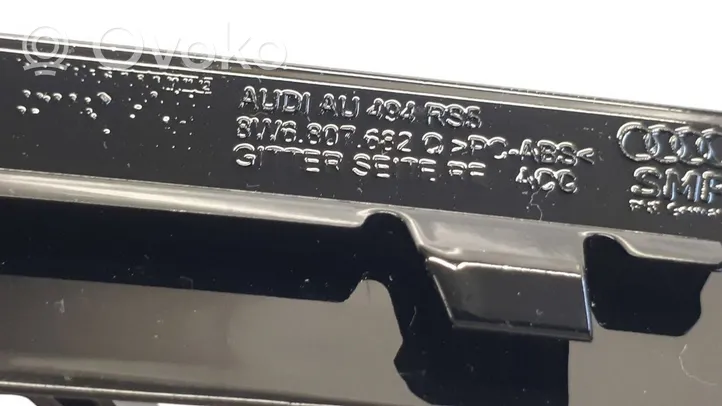 Audi A5 Grille antibrouillard avant 8W6807682