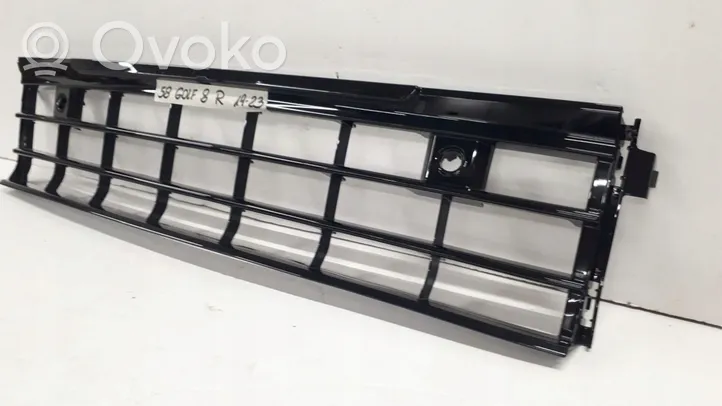 Volkswagen Golf VIII Grille inférieure de pare-chocs avant 5H0853677D